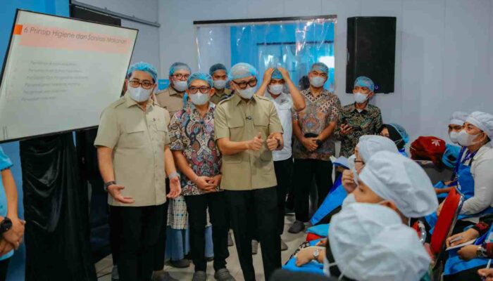 Gubernur Mirza Sampaikan Lampung Tercepat Presentase Pemenuhan Infrastruktur MBG Dihadapan Menteri Ekraf Riefky