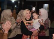 Anak Down Syndrome Camelia Disambut Kedatangannya dari Malaysia oleh Purnama Wulan Sari Istri Gubernur Lampung