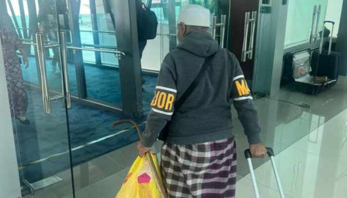 Imigrasi Bandar Lampung Deportasi WNA Yaman yang Over Stay 66 Hari di Lampung